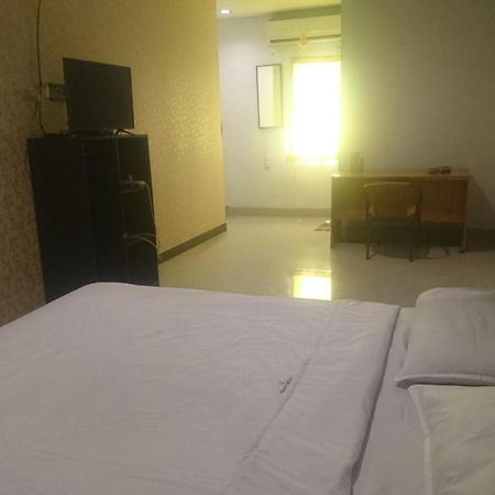 Sz Nine One Hotel Medan Eksteriør billede